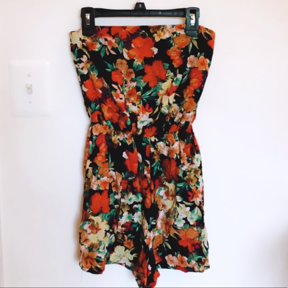 Romper - Picture 2 of 4